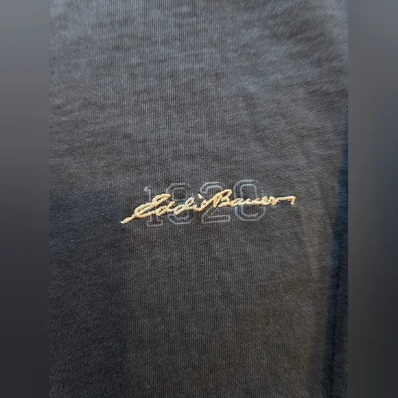 Eddie Bauer Men's Navy Crewneck Sweatshirt - Picture 4 of 9